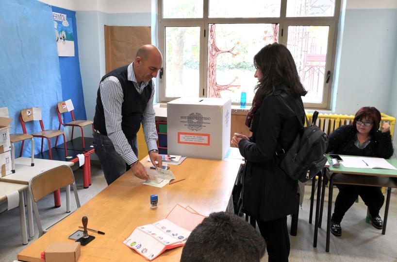 Matera, elettori non trovano più i seggi: erano stati cambiati