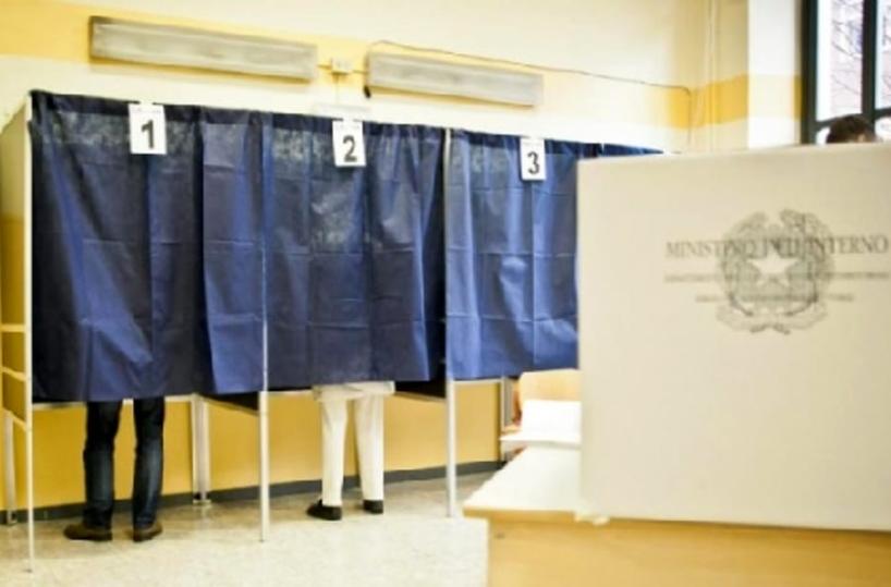 Il commento di Roberto Voza: &laquo;In un mondo cos&igrave; violento l&rsquo;onda dell&rsquo;energia civica che difende la costituzione&raquo;