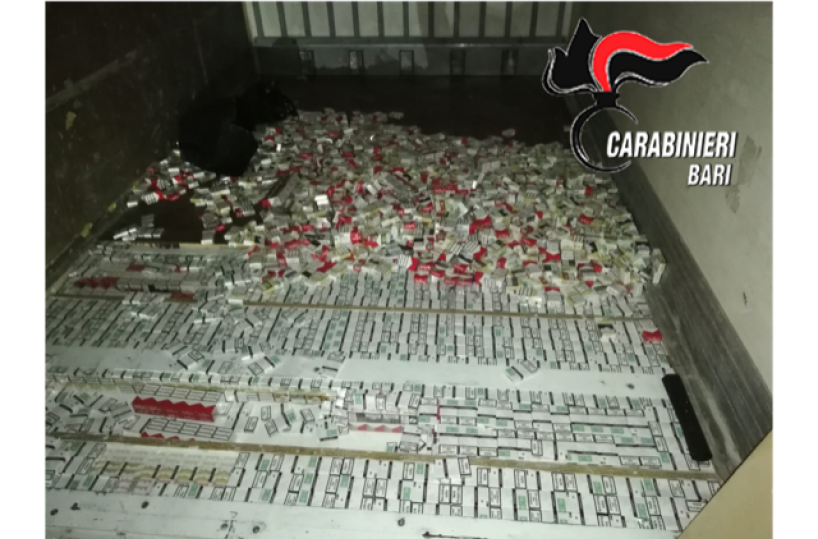 Bisceglie, sigarette di contrabbando nel doppiofondo del tir: 5 arresti