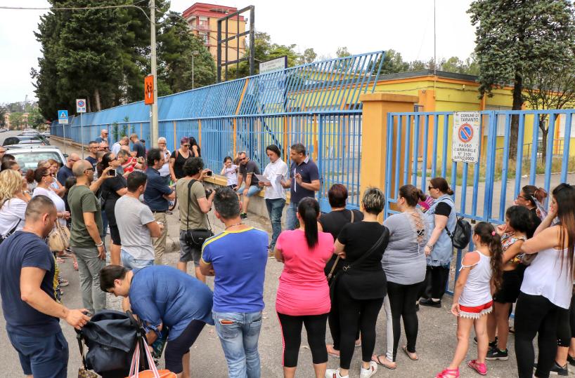Polveri e inquinamento, voglionogiustizia i figli del rione Tamburi