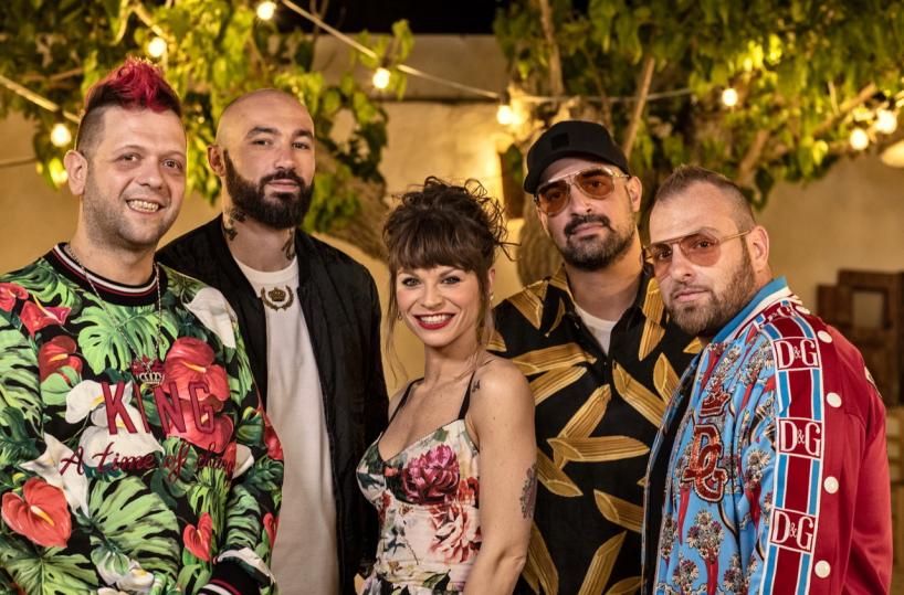Boomdabash e Alessandra Amoroso: &laquo;Mambo Salentino&raquo; &egrave; disco d'oro
