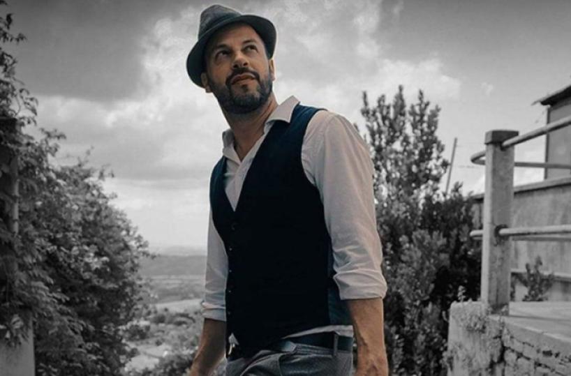 Murubutu, il «professore-rapper» reggiano arriva in concerto a Terlizzi