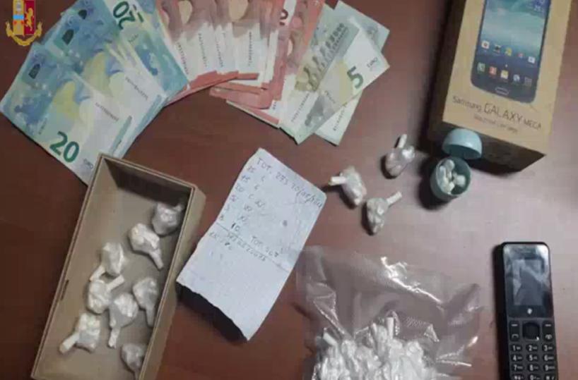 Spacciavano cocaina: polizia smantella banda di pregiudicati andriesi, 10 ordinanze
