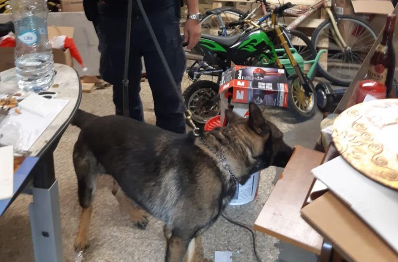 Nova Siri: bazar della droga in un garage e un magazzino, 4 arresti