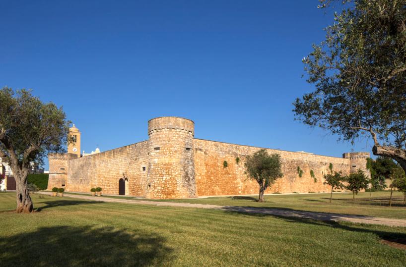 Il Castello di Caprarica del Capo è in vendita a 4,2 milioni di euro