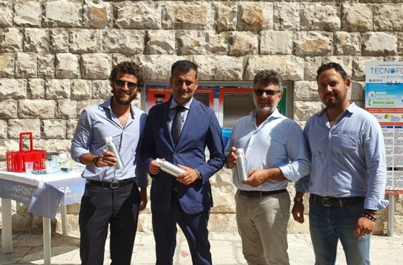 Bari, inaugurata la Casa dell'acqua in piazza Chiurlia