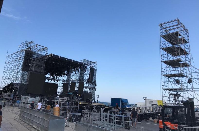 Battiti, stasera a Bari il gran finale: gli artisti arriveranno dal mare