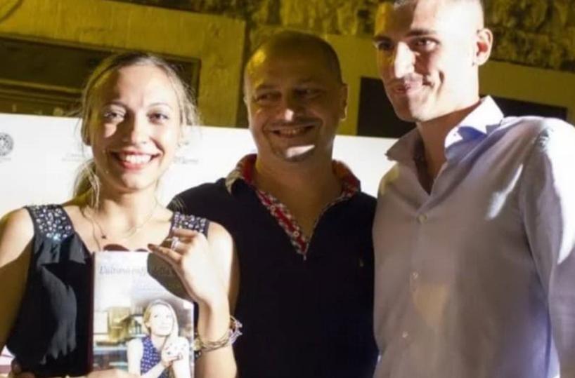 Bisceglie, si giurano amore davanti a un libro di Galdino e invitano l'autore alle nozze