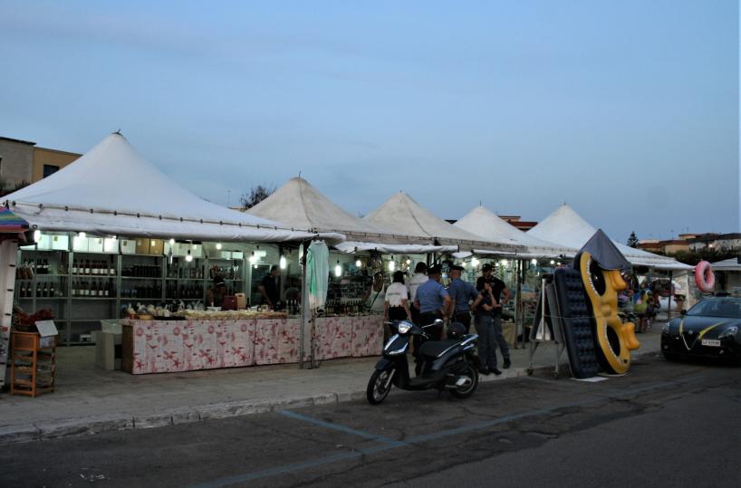 Abusivismo, a Gallipoli sequestrati 9 chioschi sul lungomare
