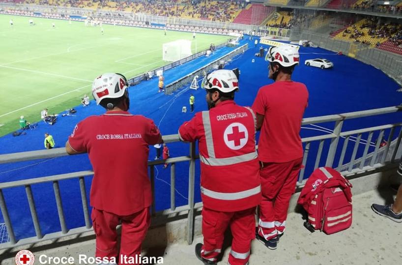 Lecce, al Via del Mare soccorse due persone con problemi di cuore