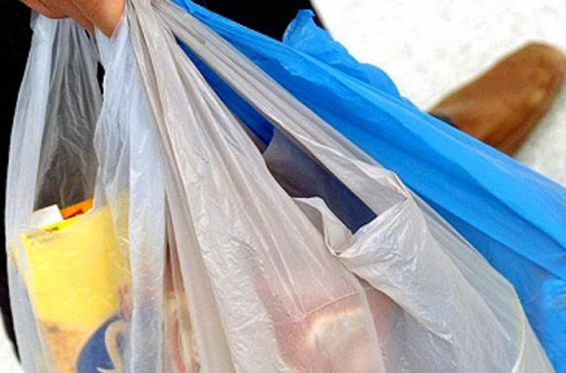 Taranto, sequestrate 6 tonnellate di buste di plastica non conformi