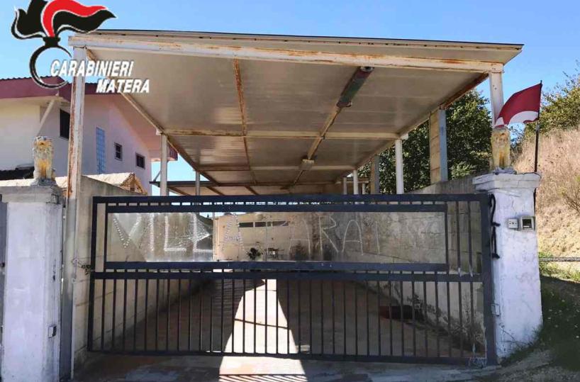 Matera, donne pagavano 350 euro per prostituirsi in una villa: 2 arresti