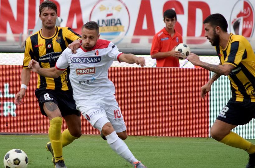 C'è un Bari che chiede spazio: Vivarini tiene le porte aperte