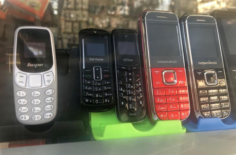 Mafia, allarme per i minicellulari:  «Sono in tutte le carceri, ordini via sms»