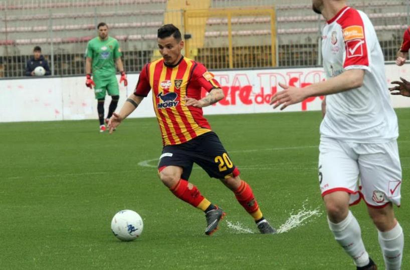 Lecce, Falco primo in classifica per falli subiti