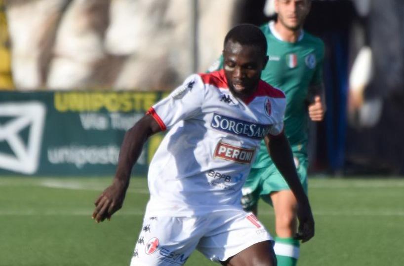 Awua, ventitré minuti per conquistare Bari