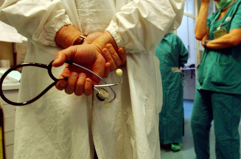 A Bari i neo medici abilitati sono ancora senza tesserino