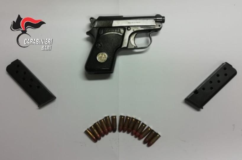 Polignano, nel garage ha una pistola clandestina: arrestato insospettabile imprenditore