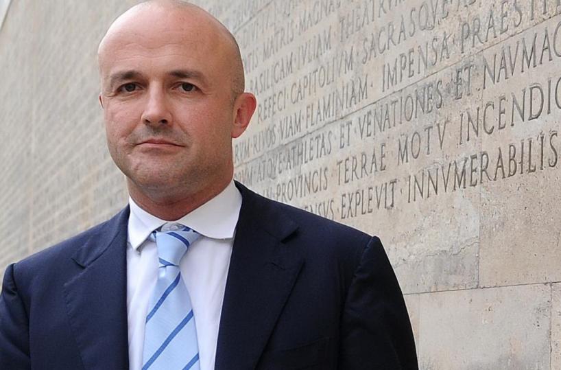 &laquo;Risanare il Vaticano: la sfida di Francesco&raquo;, il libro-inchiesta di Gianluigi Nuzzi