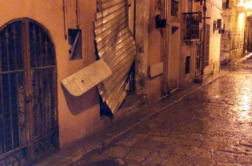 Foggia, bomba al pub Poseidon: arrestato il presunto autore. Era stato informato da 3 foggiani
