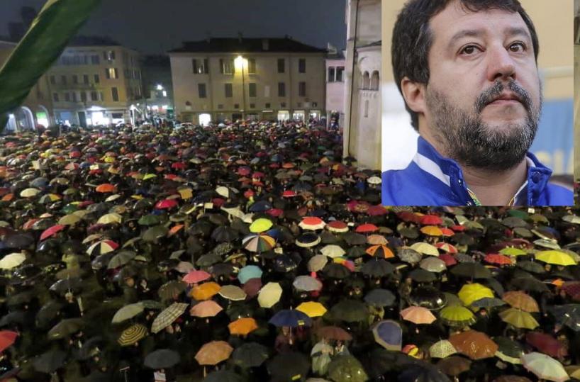 La Puglia aderisce alla sfida delle «sardine» contro Salvini: quasi 40mila adesioni