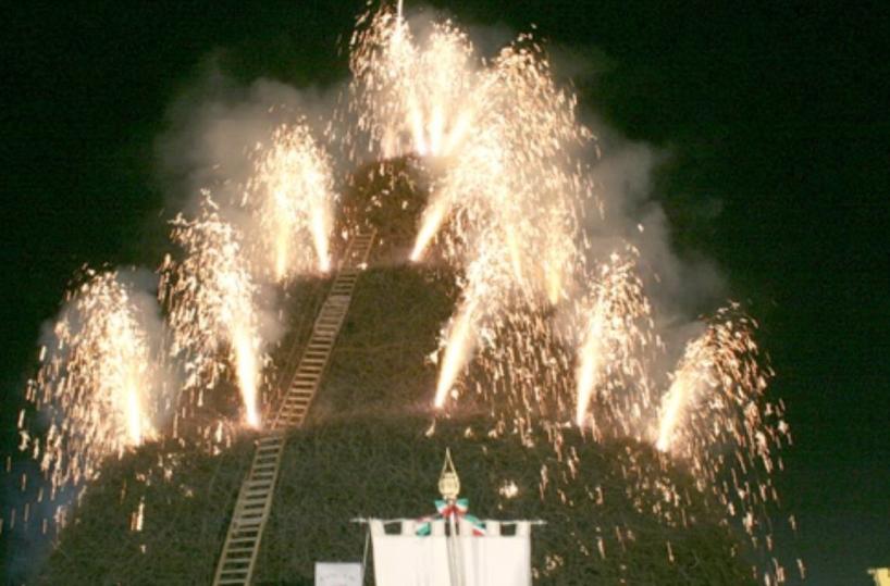 Puglia, centomila euro stanziati per i «riti del fuoco»