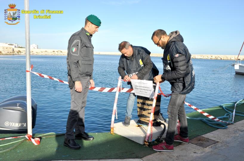 Savelletri,sequestrata una porzione del porto di Savelletri: un arresto e 11 indagati