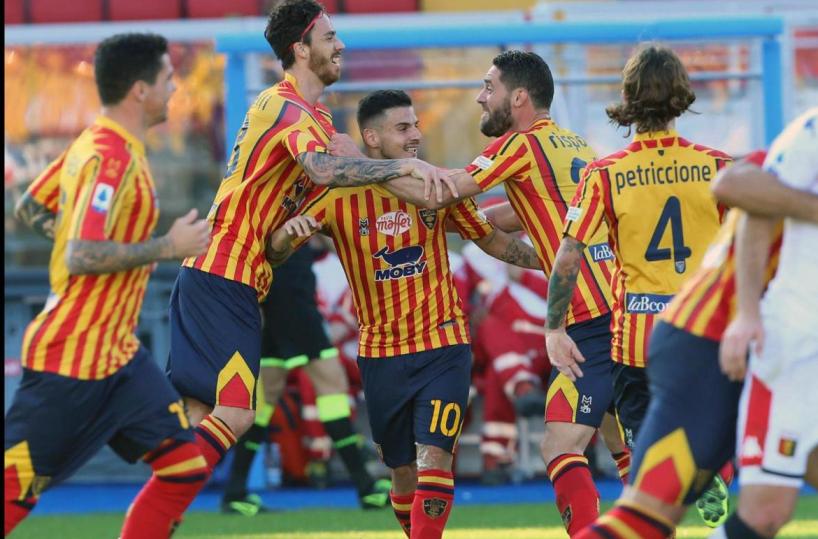 Lecce-Genova, 90  minuti di show poi finisce 2-2: giallorosso sotto poi rimontano