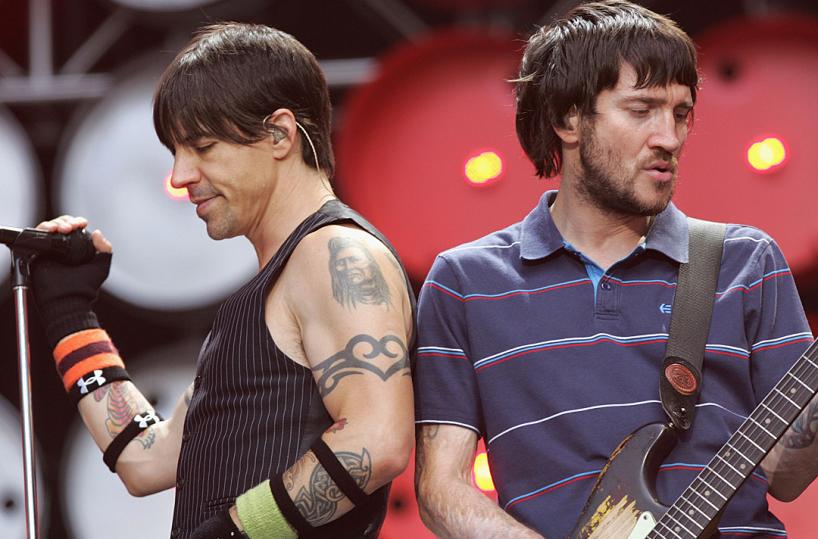 John Frusciante è tornato nel gruppo: l’annuncio dei Red Hot Chili Peppers