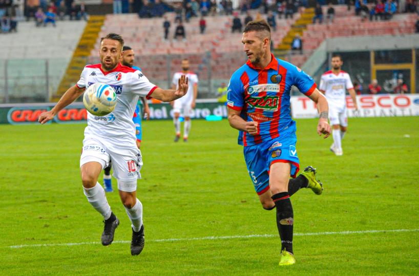 Bari, il mercato è un rebus: tre «ciliegine» per Vivarini