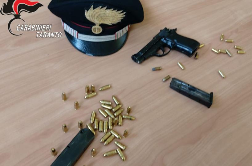 Taranto: in giro con una pistola pronta a fare fuoco, arrestato 40enne