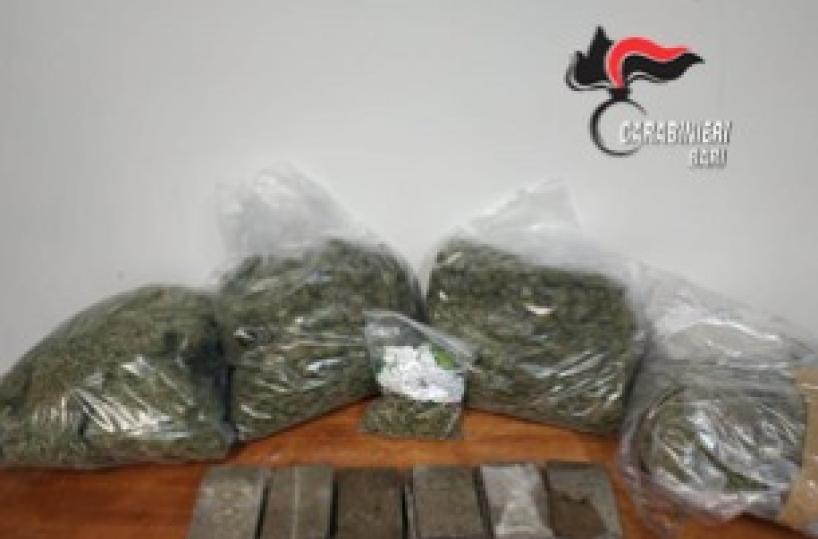 Bitonto, in casa con 7 kg di droga tra hashish e marijuana: arrestato 60enne