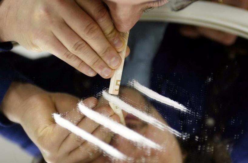 Salento, la «prima volta» con la droga è a 11 anni: l'allarme