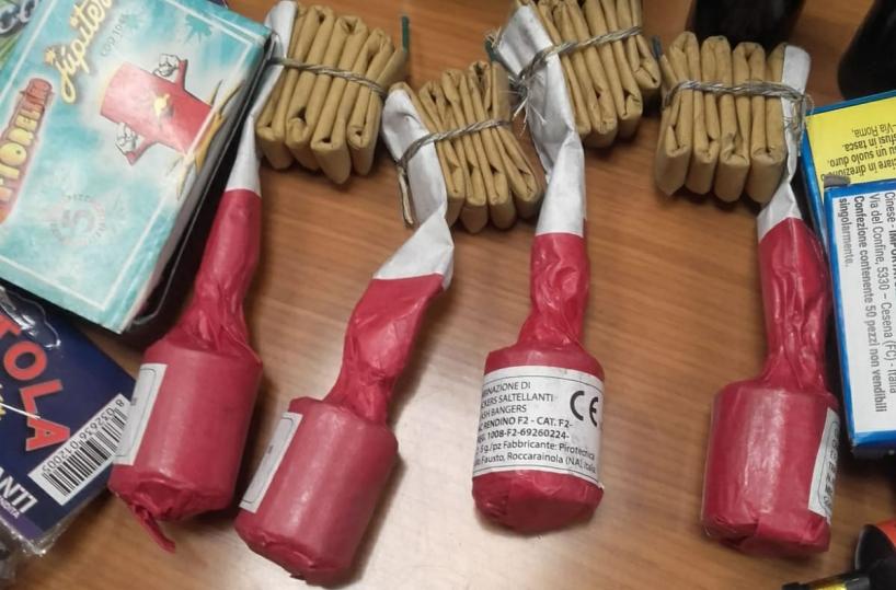 Custodiva in cantina 120 kg di botti: 30enne barese ai domiciliari