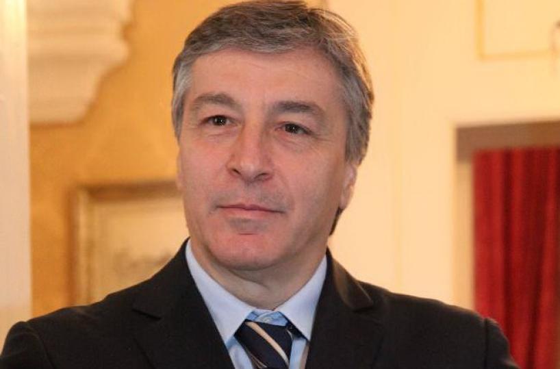 Tuglie, uomo perde il lavoro e aggredisce assessore Gabellone