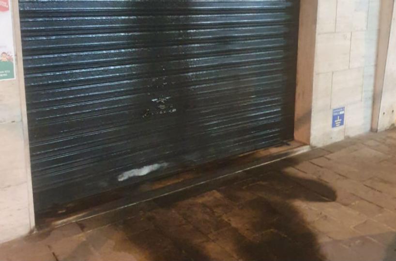 Vieste, danno alle fiamme un negozio di biciclette, titolare: «Mai avuto minacce»