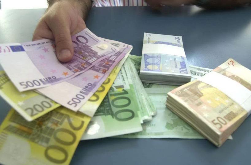 Roseto Valfortore, derubava correntisti ufficio postale: sequestri all'ex direttore