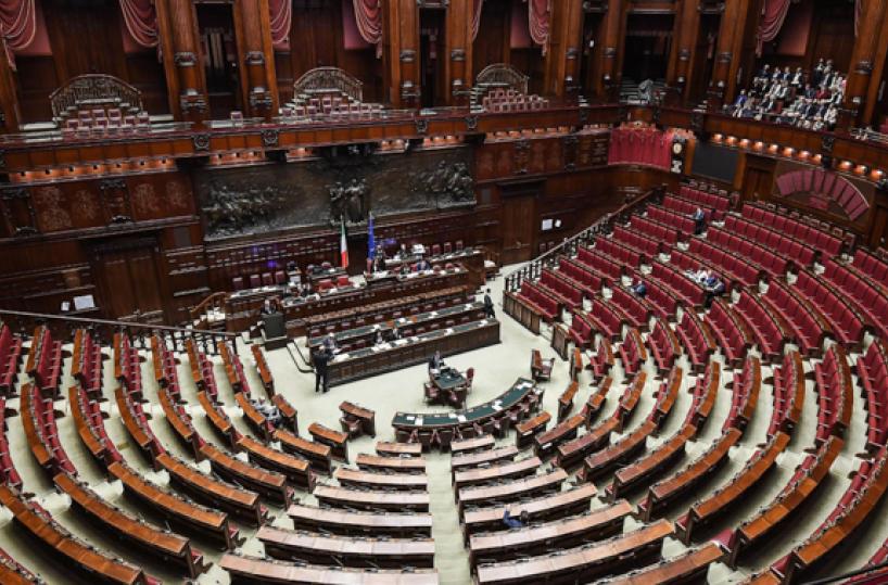Se lo sciopero della famescredita il Parlamento