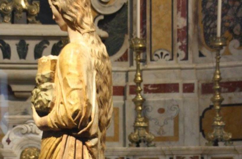 Matera, la bellezza del restauro a vista della statua di Sant'Eufemia di Irsina