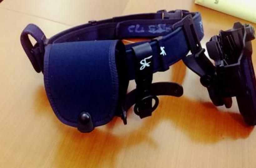 Taranto,. sindacato polizia denuncia: le fondine della pistola si rompono