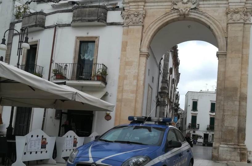 Martina Franca, inscenano un finto matrimonio per ottenere la cittadinanza: 4 denunce 