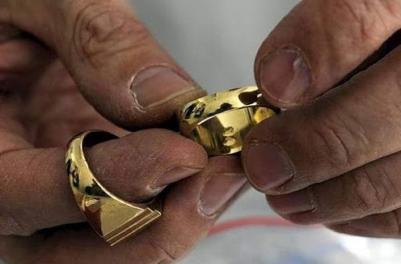 Andria, ruba anelli ai pazienti arrivati in pronto soccorso privi di conoscenza: arrestato 