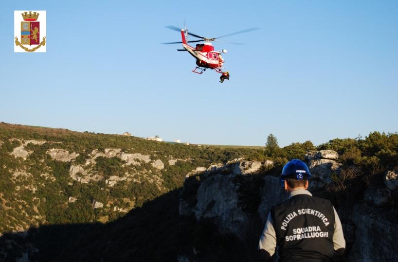 Matera, 39enne si allontana da casa in auto: trovato morto in un dirupo