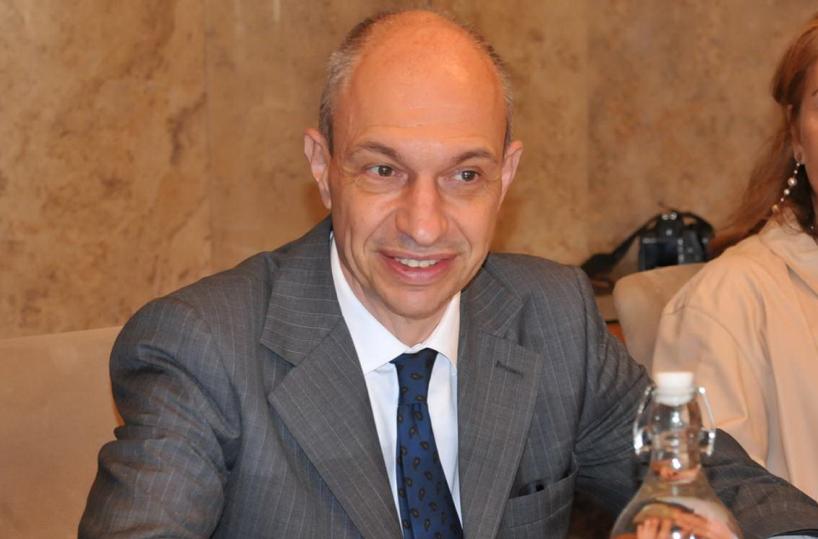 «Spiava il cda»: cacciato De sanctis, l'ad di Aqp sorpreso a registrare con l'iPad riunione sulla sua buonuscita