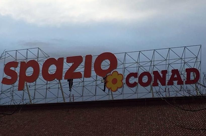 Casamassima, al posto dell'Auchan ecco la nuova insegna: apre lo Spazio Conad 