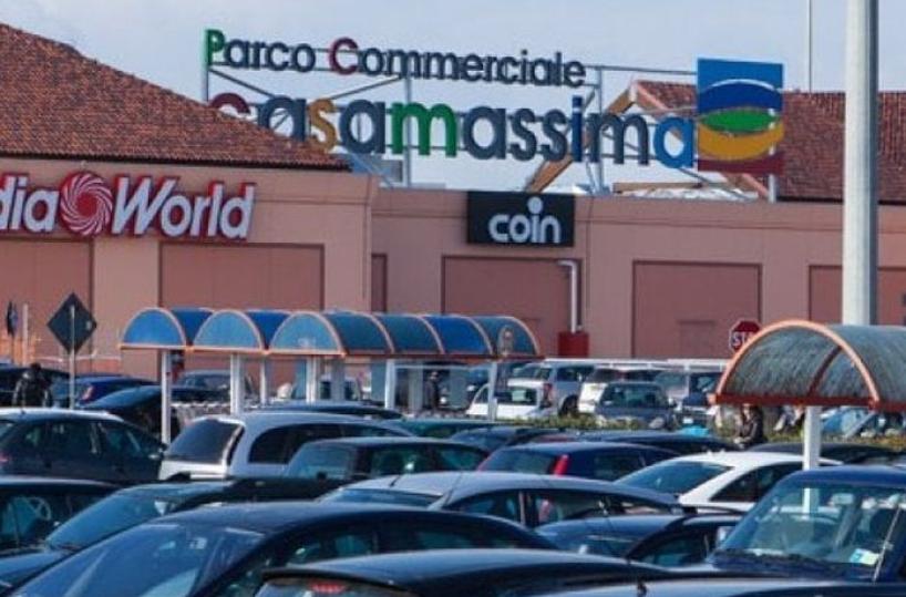Coronavirus, un caso nell'ex Auchan di Casamassima, il sindaco: «In quarantena un cittadino»