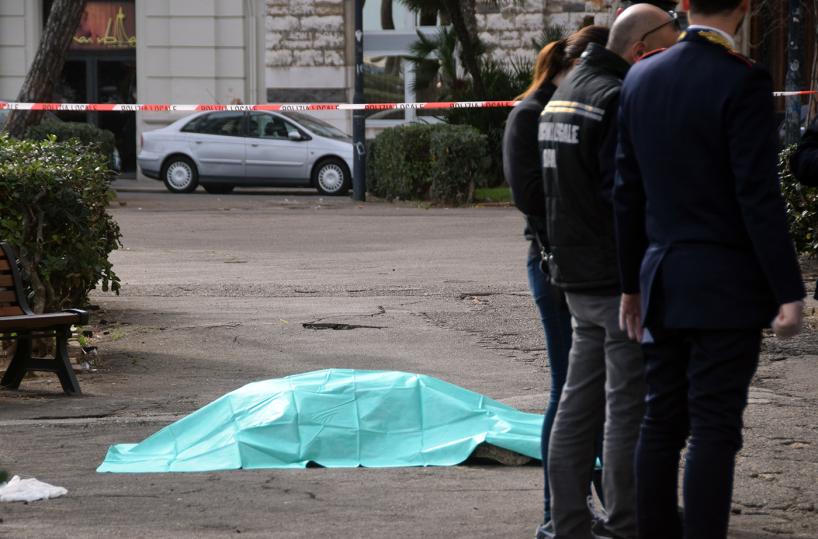 Bari, zingara muore investita da spazzatrice Amiu:  dormiva ai giardinetti