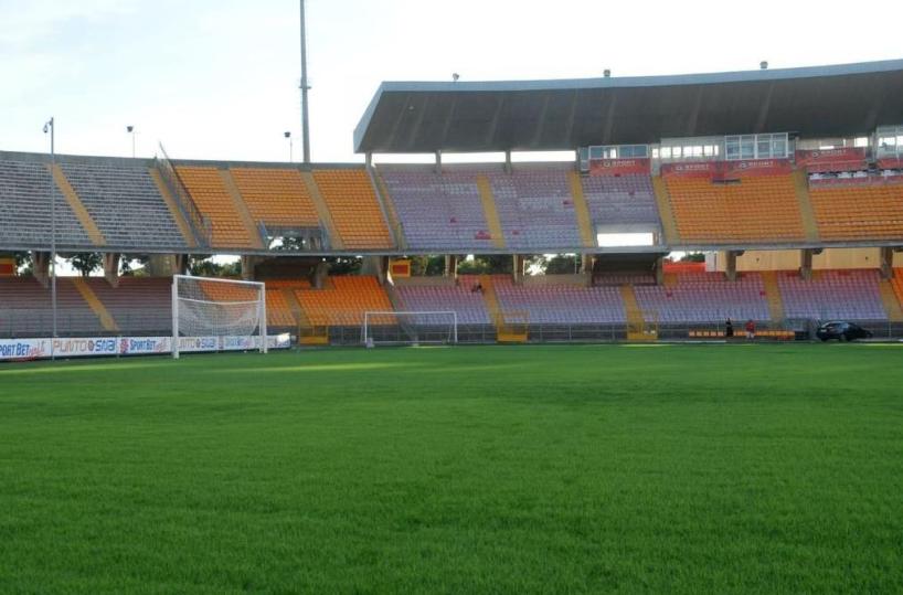 Lecce, stop allenamenti per una settimana 