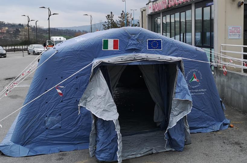 Taranto, nessun caso nuovo ma spuntano le tende