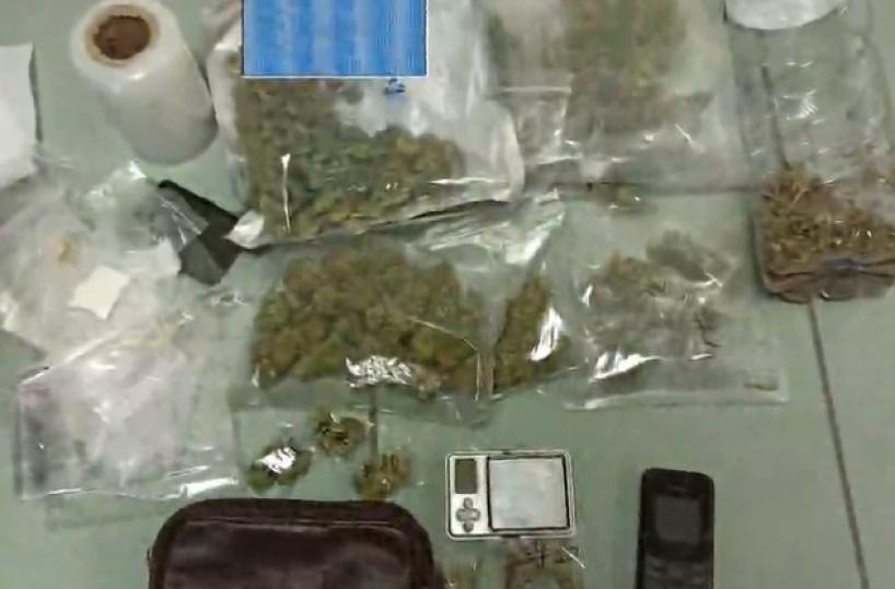 Altamura, in giro di notte con la droga in tasca: arrestato 20enne